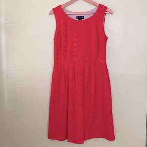 🌞Coral/Nude eyelet dress Size 8 🌞